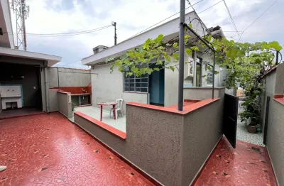 Casa com edícula à venda no são jorge – duas moradias e garagem para 2 carros em excelente localização