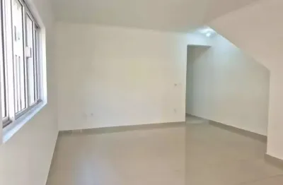 Excelente sobreposta baixa de 3 dormitórios com quintal no embaré – santos/sp