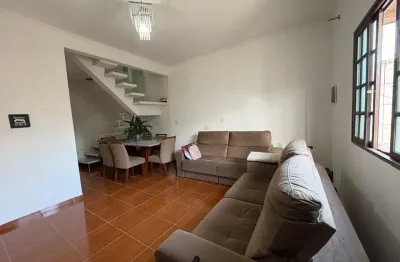 Excelente casa à venda na rua laerte gonçalves – castelo – santos/sp
