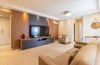 Apartamento de alto padrão à venda na ponta da praia em santos com lazer completo