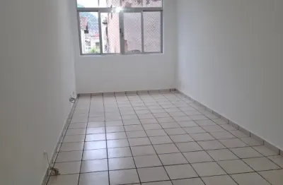 Apartamento de 2 dormitórios com vaga demarcada à venda na vila valença