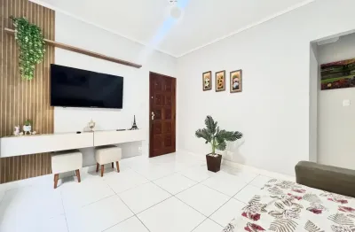 Apartamento à Venda no Jardim Casqueiro com 2 Dormitórios e Vaga de Garagem