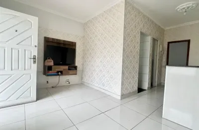 Apartamento com 1 dormitório e garagem no Centro de São Vicente