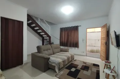 Apartamento 2 Dorms no Parque São Vicente – Condomínio Baixo e 2 Banheiros!