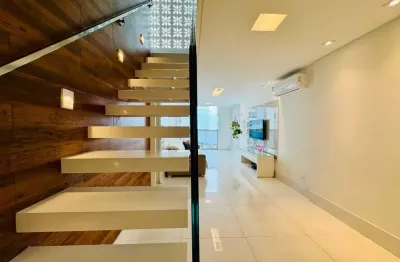 Excelente cobertura - frente - sol da manhã - 3 vagas de garagem - lazer clube ! praia de itapoã vila velha -es