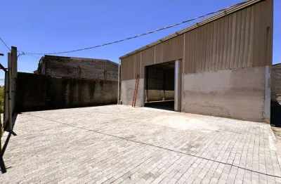 GALPÃO - BARRAMARES - Terreno 450m²- Área construída 300² - VENDA R$ 500.000,00 OU ALUGUEL R$ 3.700,00 MENSAL **