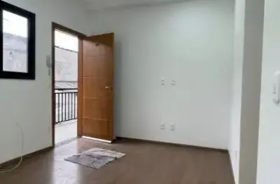 Apartamento á venda na Vila Jacuí! 15k de entrada, 2/4, sala p 2 ambientes,