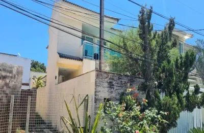Casa com 4 quartos à venda na Rua Edma Rodrigues Valadão, 96, Camboinhas, Niterói