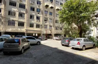 Apartamento à venda em Niterói-RJ, Santa Rosa: 3 quartos, sala, banheiro, 70m² de área!