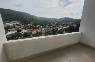 Casa à venda em niterói-rj, bairro são francisco: 3 quartos, 1 suíte, 1 sala, 3 banheiros, 2 vagas, 190m² de área.