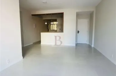 Apartamento de luxo em icaraí, niterói-rj: 3 quartos, 1 suíte, 1 sala, 3 banheiros, 1 vaga, 104m² de área. confira!