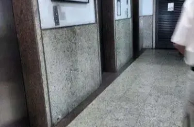 Locação de andar comercial com 550 m2 no centro de são gonçalo