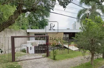 Casa comercial com 3 salas para alugar na rua carlos huber, 580, três figueiras, porto alegre, 376 m2 por r$ 15.500