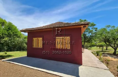 Sítio de 1 quarto com 2 salas, 1 banheiro e 13.000m² à venda ou locação em Viamão-RS, no bairro Branquinha!