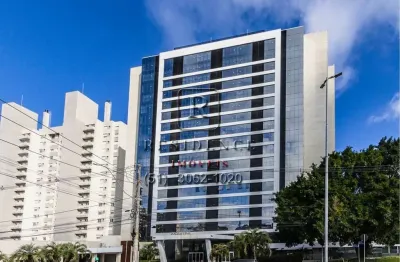 Sala comercial de alto padrão em condomínio no coração de petrópolis, porto alegre-rs: 3 salas, 3 banheiros, 3 vagas, 105m².