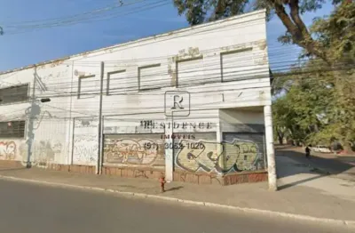 Predio comercial de alto padrão para locação na floresta, porto alegre-rs: 10 salas, 6 banheiros e 3.500m² de área.