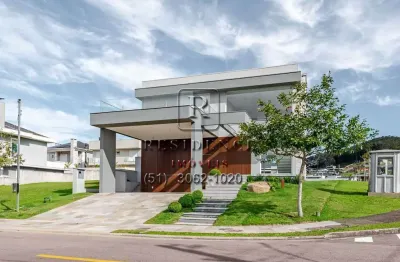 Imóvel de alto padrão: Casa em condomínio à venda na Vila Nova, Porto Alegre-RS - 4 quartos, 4 suítes, 3 salas, 6 banheiros, 3 vagas, 331m².