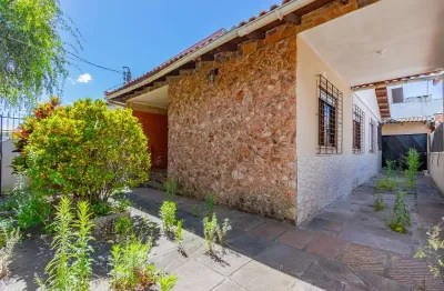 Casa com 3 quartos à venda na rua breno arruda, 204, santa maria goretti, porto alegre, 68 m2 por r$ 495.000