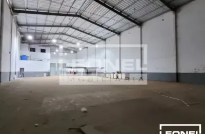 Imóvel para aluguel com 1400m galpão localizado no bairro residencial e comercial paletros quadrados