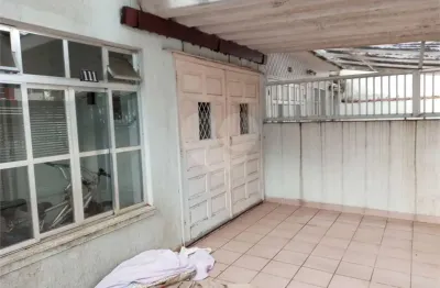 Casa com 4 quartos à venda na Rua Liberdade, Boqueirão, Santos