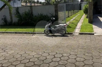 Terreno à venda no Jardim Acapulco, Guarujá 