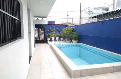 Casa com 3 quartos à venda na Rua São Caetano, Boqueirão, Praia Grande