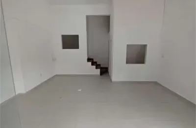 Sala comercial para alugar na Avenida Affonso Penna, Estuário, Santos