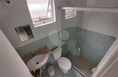 Casa com 3 quartos à venda na Rua Morvan Dias de Figueiredo, 342, Vila Voturua, São Vicente