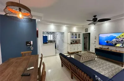 Apartamento com 3 quartos para alugar na Rua Peru, 155, Enseada, Guarujá