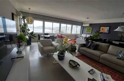 Apartamento com 4 quartos à venda na Rua Marechal Floriano Peixoto, 132, Pitangueiras, Guarujá