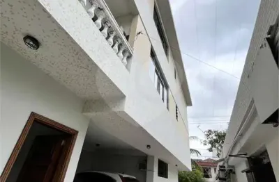 Terreno à venda na Thomé De Sousa, Boqueirão, Santos