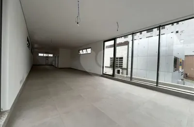 Ponto comercial para alugar na Avenida Washington Luís, Vila Mathias, Santos