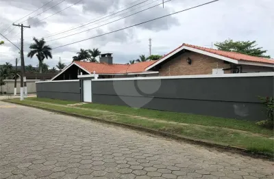 Casa com 3 quartos para locação em balneário praia do pernambuco - sp