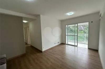 Apartamento com 2 quartos para locação em marapé - sp