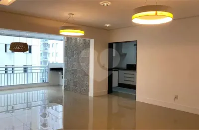 Apartamento com 3 quartos à venda no Marapé, Santos 