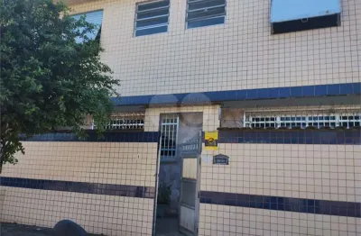 Casa com 2 quartos à venda na General Marcondes Salgado, Vila Cascatinha, São Vicente