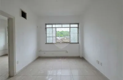 Sala comercial à venda na Vasconcelos Tavares, Centro, Santos