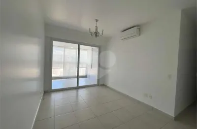 Apartamento com 2 quartos para alugar na Rua Bahia, 111, Gonzaga, Santos