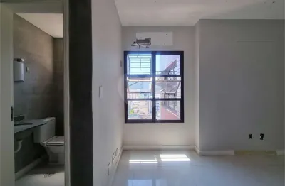 Sala comercial para alugar na Vila Mathias, Santos 