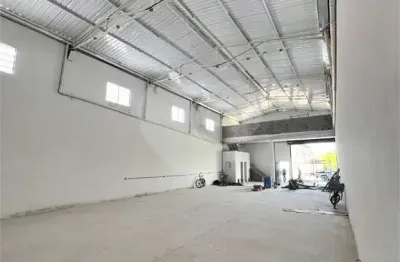 Barracão / Galpão / Depósito à venda na Avenida Ministro Marcos Freire, 372, Nova Mirim, Praia Grande