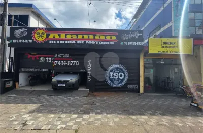 Prédio à venda na Avenida Antônio Emmerick, 1345, Vila Cascatinha, São Vicente