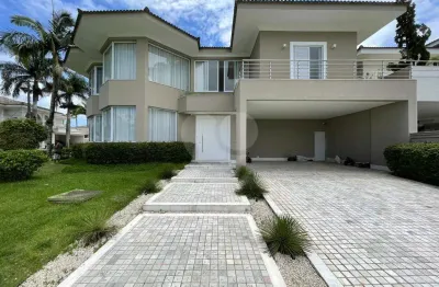 Terreno em condomínio fechado à venda no Jardim Acapulco, Guarujá 
