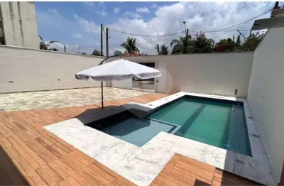 Casa com 5 quartos à venda na Rua Ricardo Severo, 208, Jardim Virgínia, Guarujá