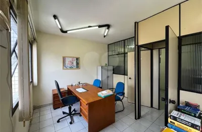 Sala comercial à venda na Rua Leonardo Roitman, 27, Vila Mathias, Santos