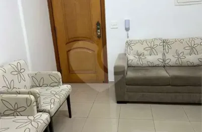 Sala comercial à venda no Embaré, Santos 