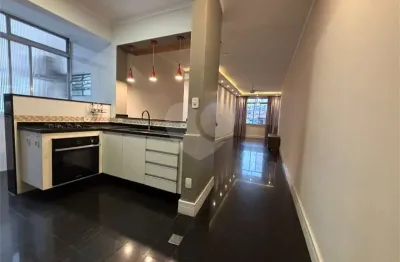 Apartamento com 3 quartos para alugar no Embaré, Santos 