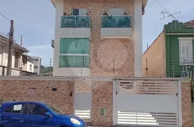 Casa com 2 quartos à venda no Encruzilhada, Santos 