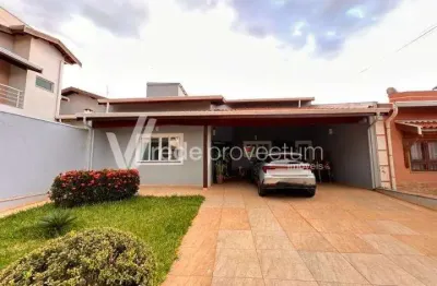Casa em condomínio fechado com 3 quartos à venda na avenida josé alvaro delmonde, 898, jardim okinawa, paulínia, 180 m2 por r$ 1.000.000