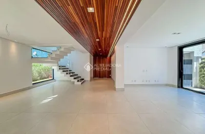 Casa em condomínio de alto padrão-swiss park-são bernardo do campo