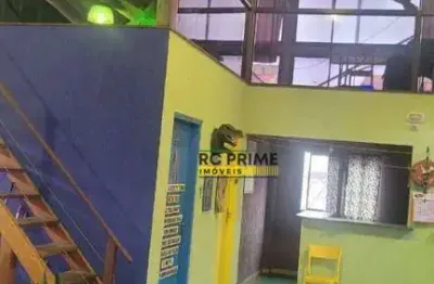 Excelente sobrado em vila linda com 298m² de área construída - 03 dormitórios